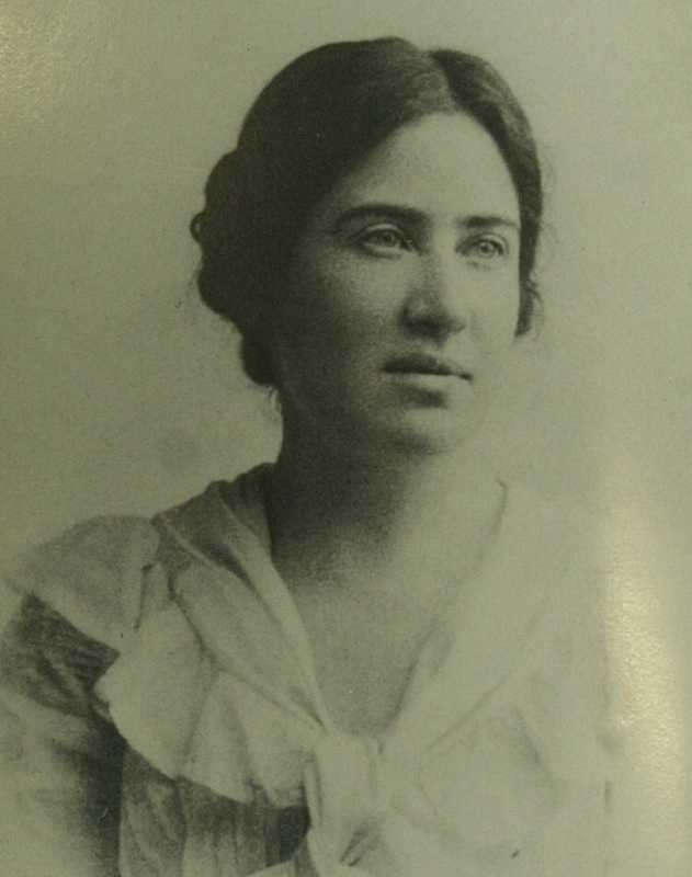 Gina Lombroso photo