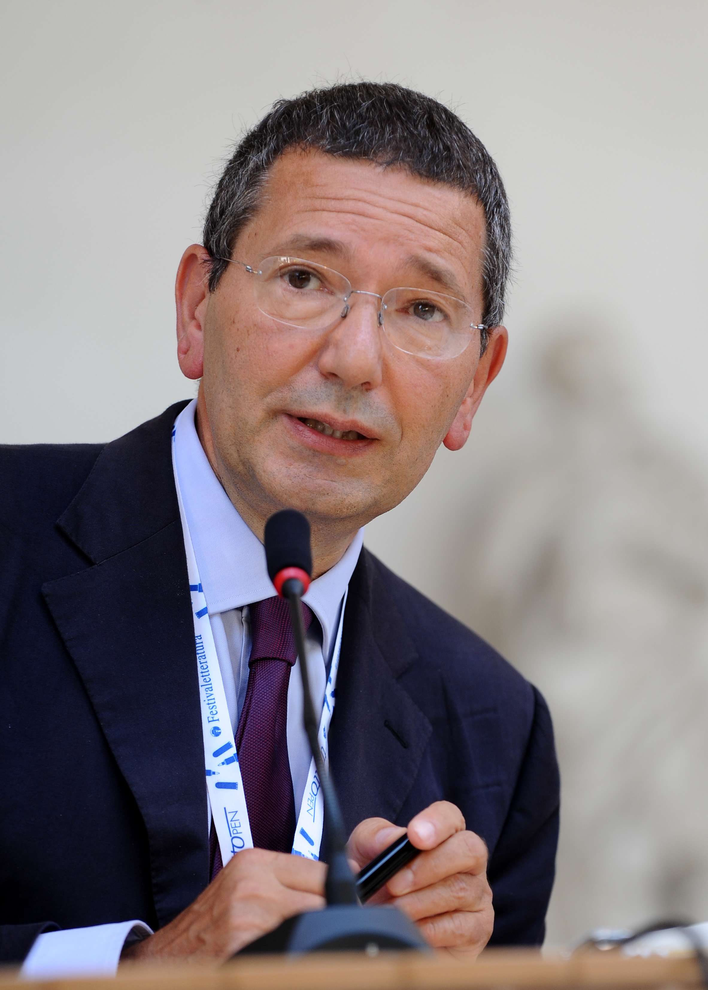 Ignazio Marino photo