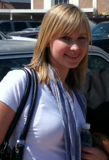 Abby Sunderland photo