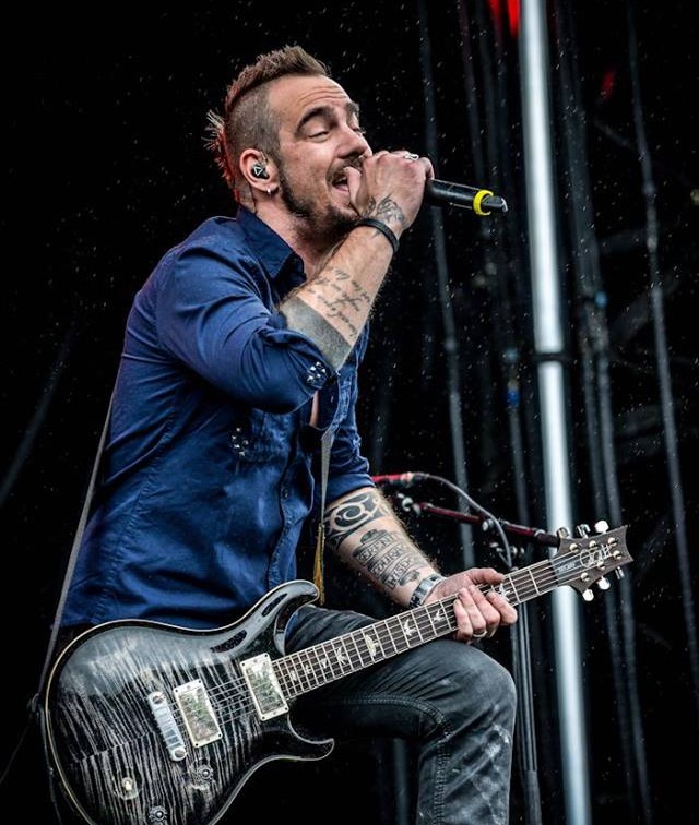 Adam Gontier photo