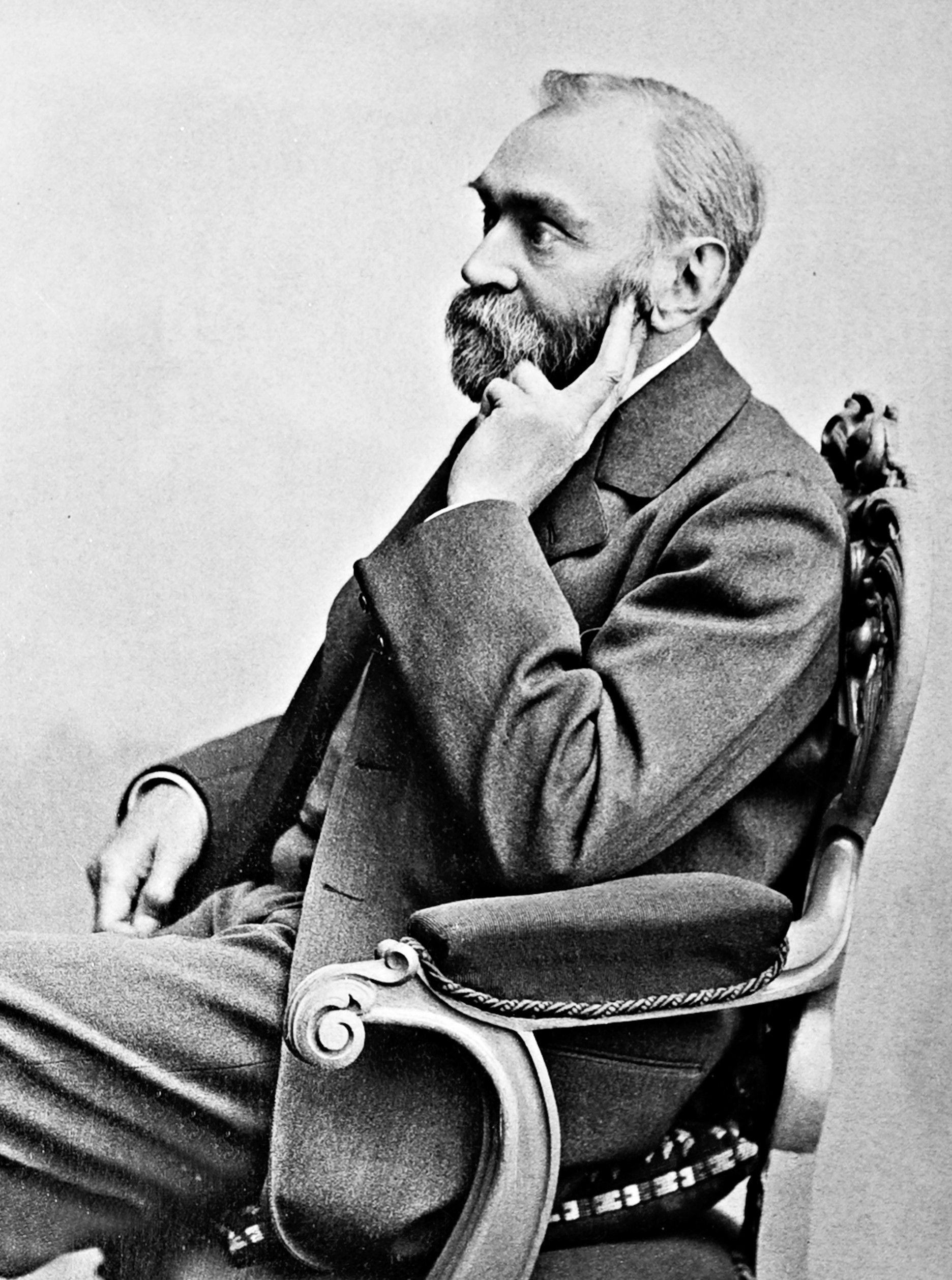 Alfred Bernhard Nobel photo