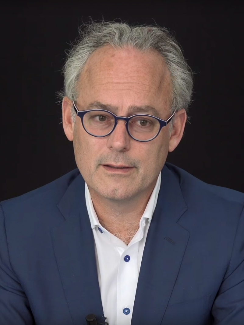Amor Towles photo