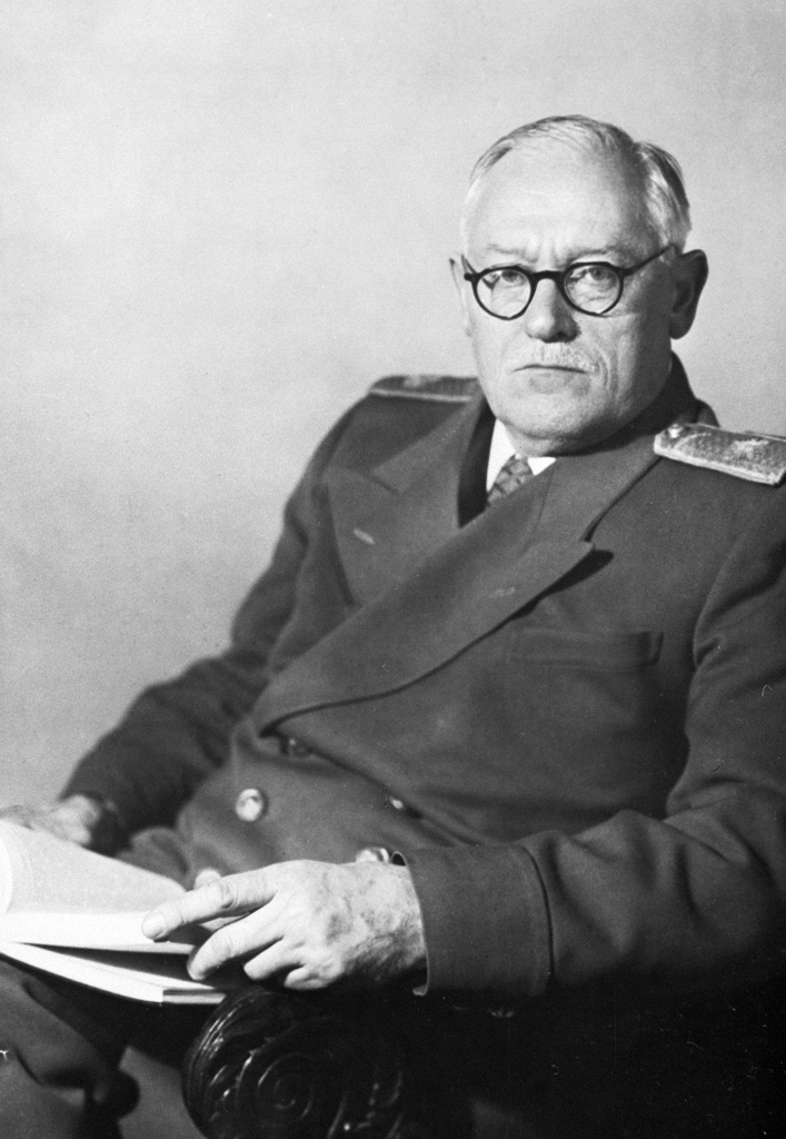 Andrej Januar'evič Vyšinskij photo