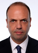 Angelino Alfano photo