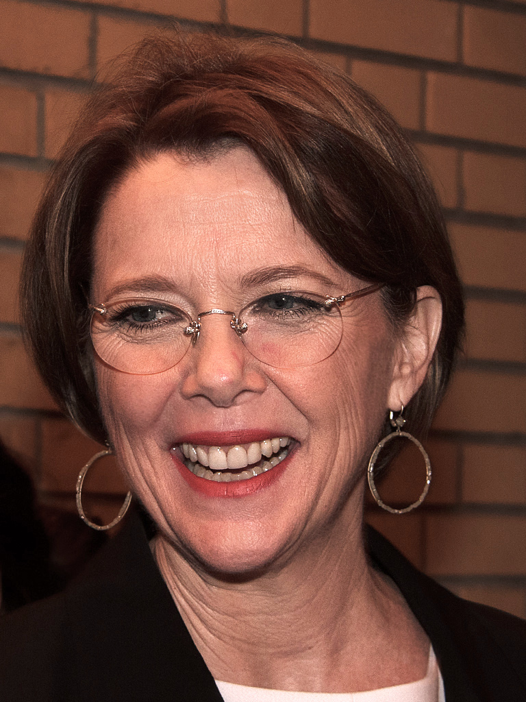 Annette Bening photo
