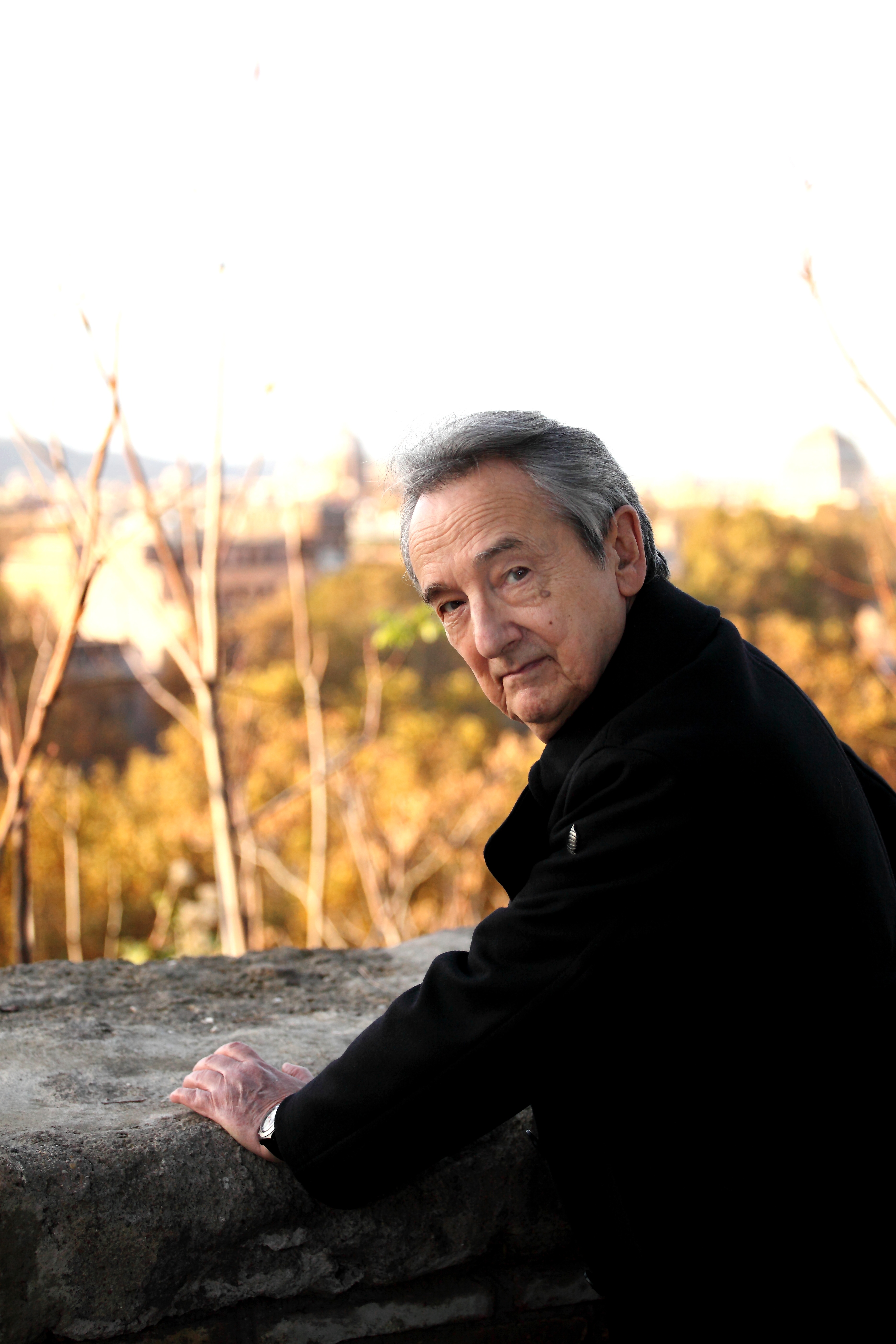 Antonio Debenedetti photo