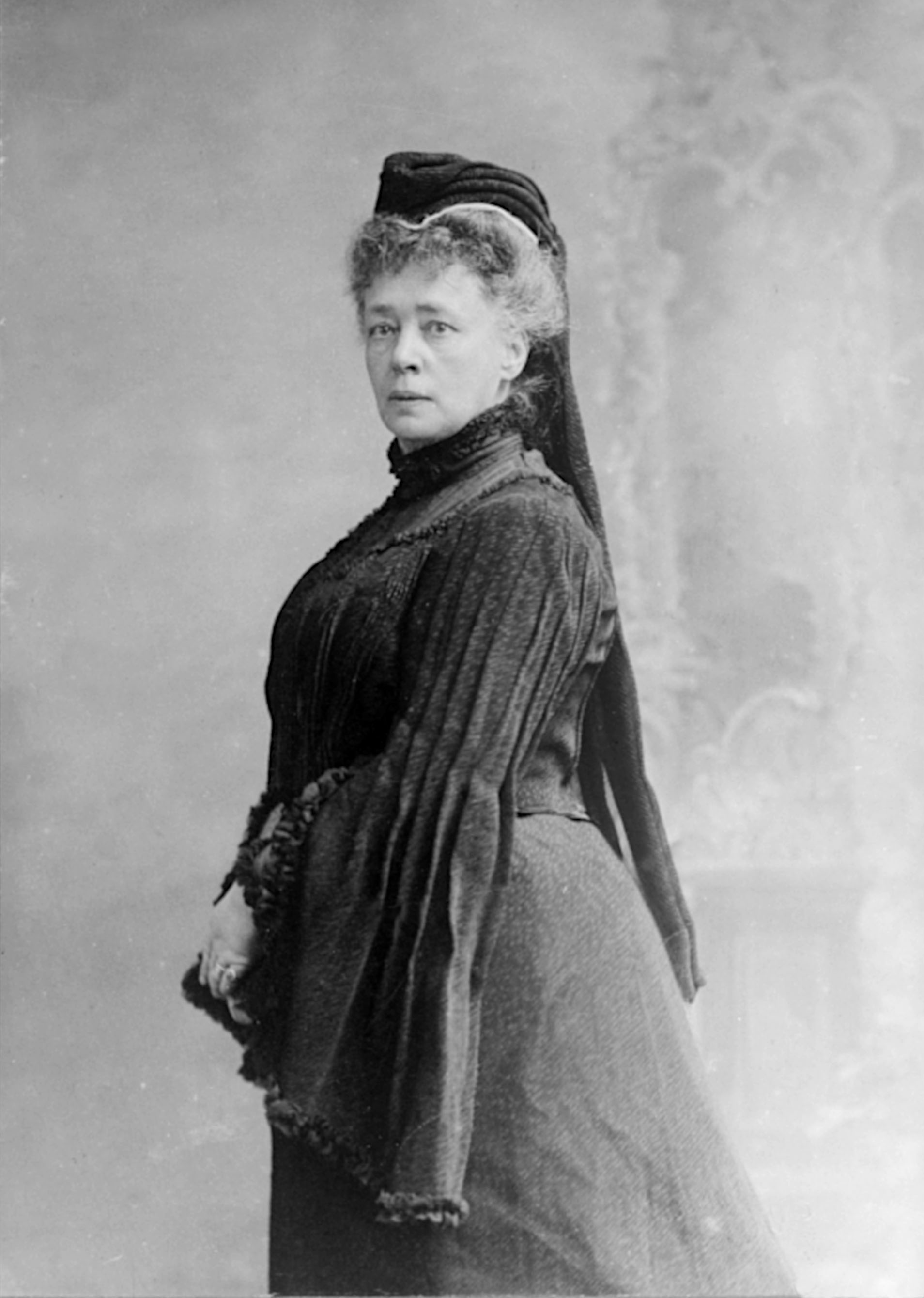 Bertha von Suttner photo