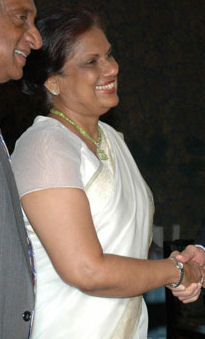 Chandrika Kumaratunga photo