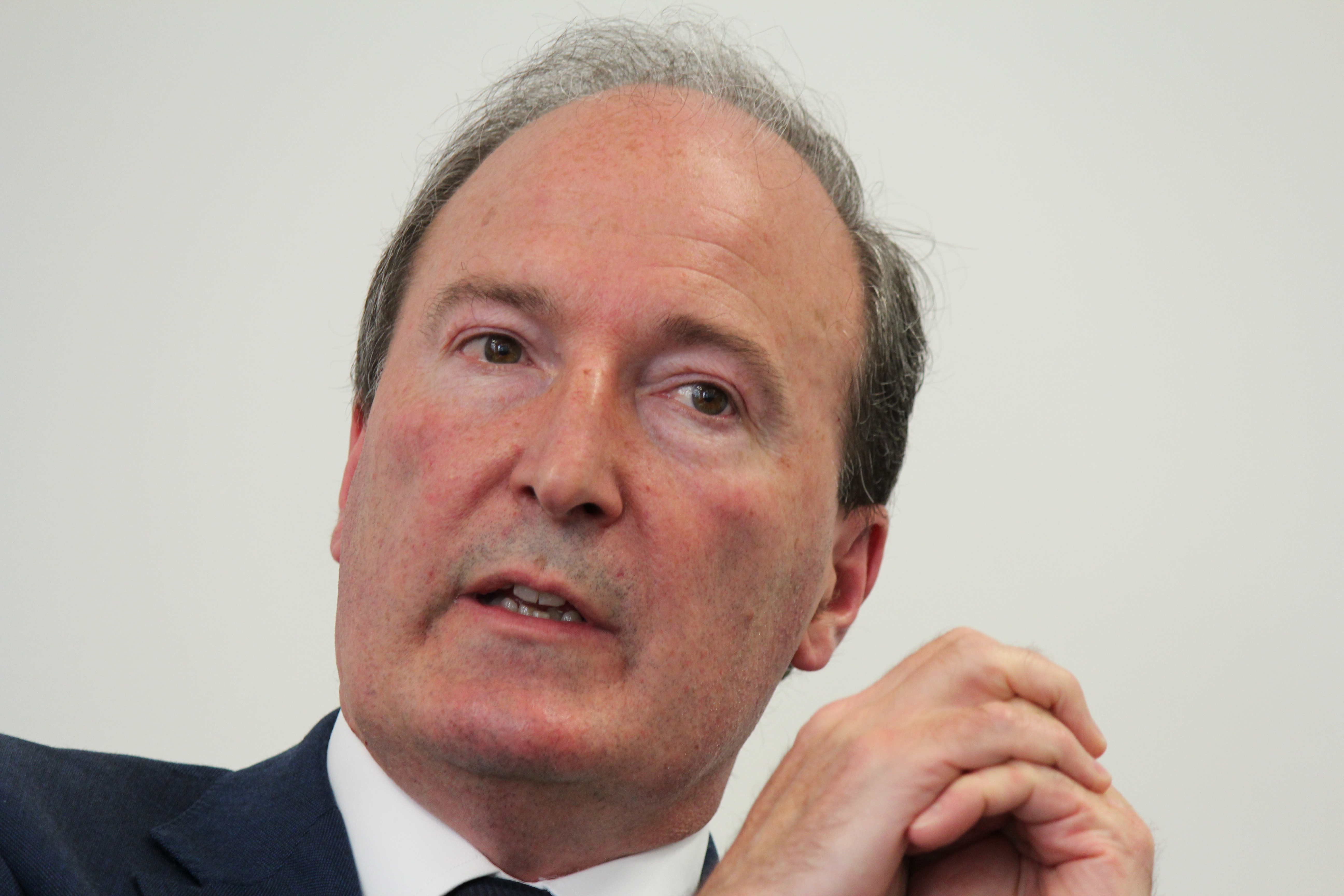 Charles Moore (giornalista) photo