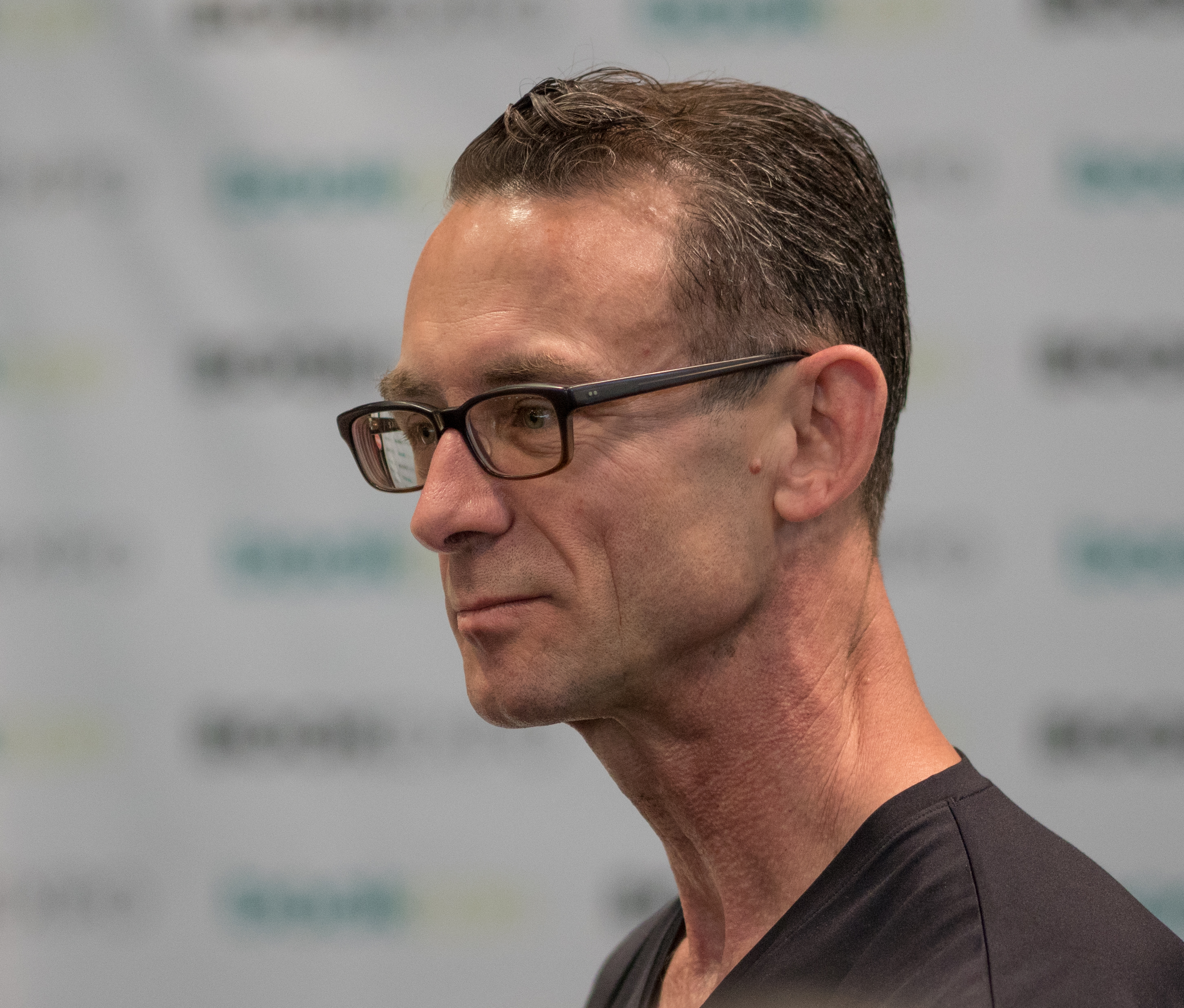 Chuck Palahniuk photo