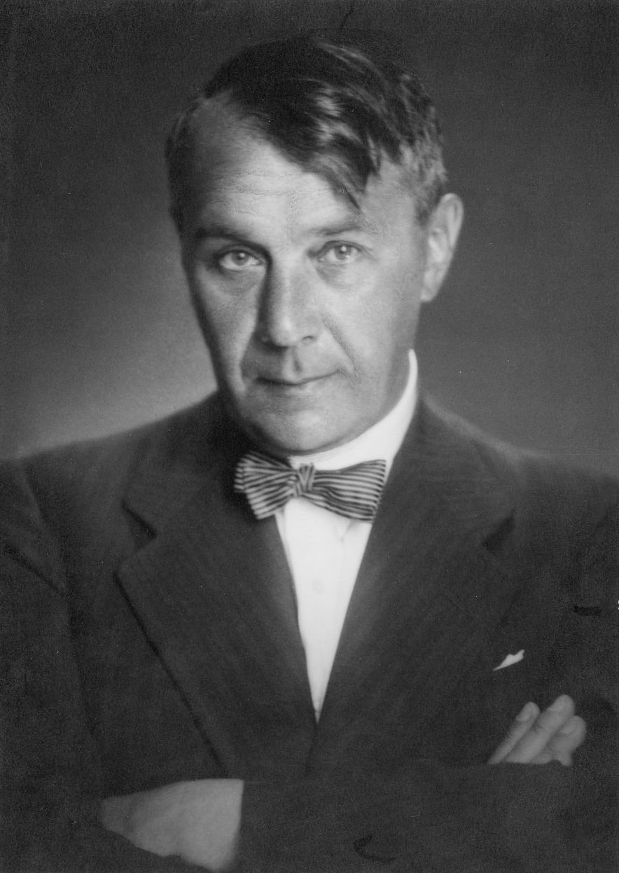Dezső Kosztolányi photo