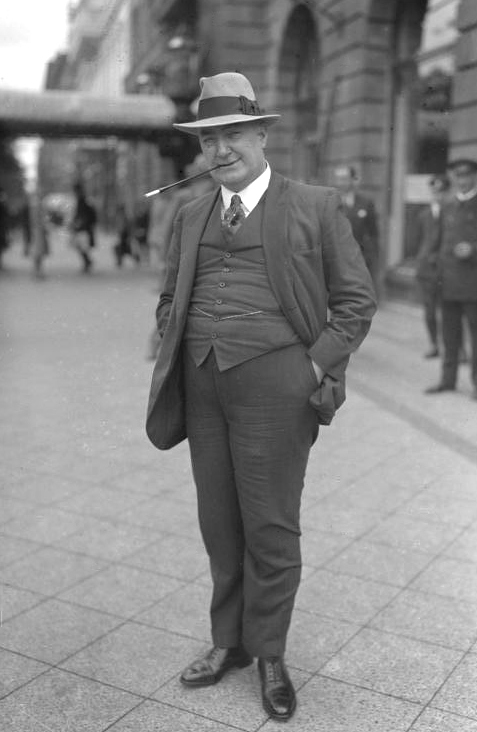 Edgar Wallace photo