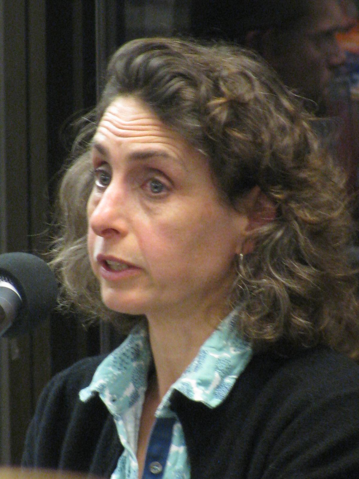 Elizabeth Kolbert photo