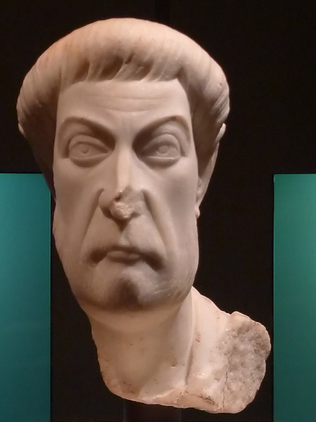 Eutropio photo