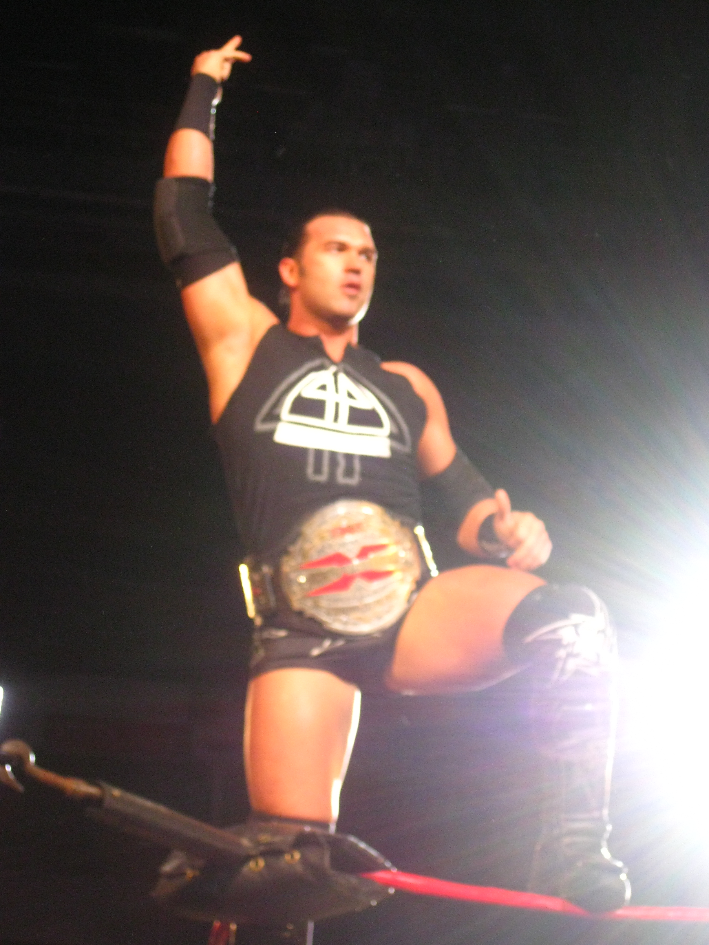 Frankie Kazarian photo