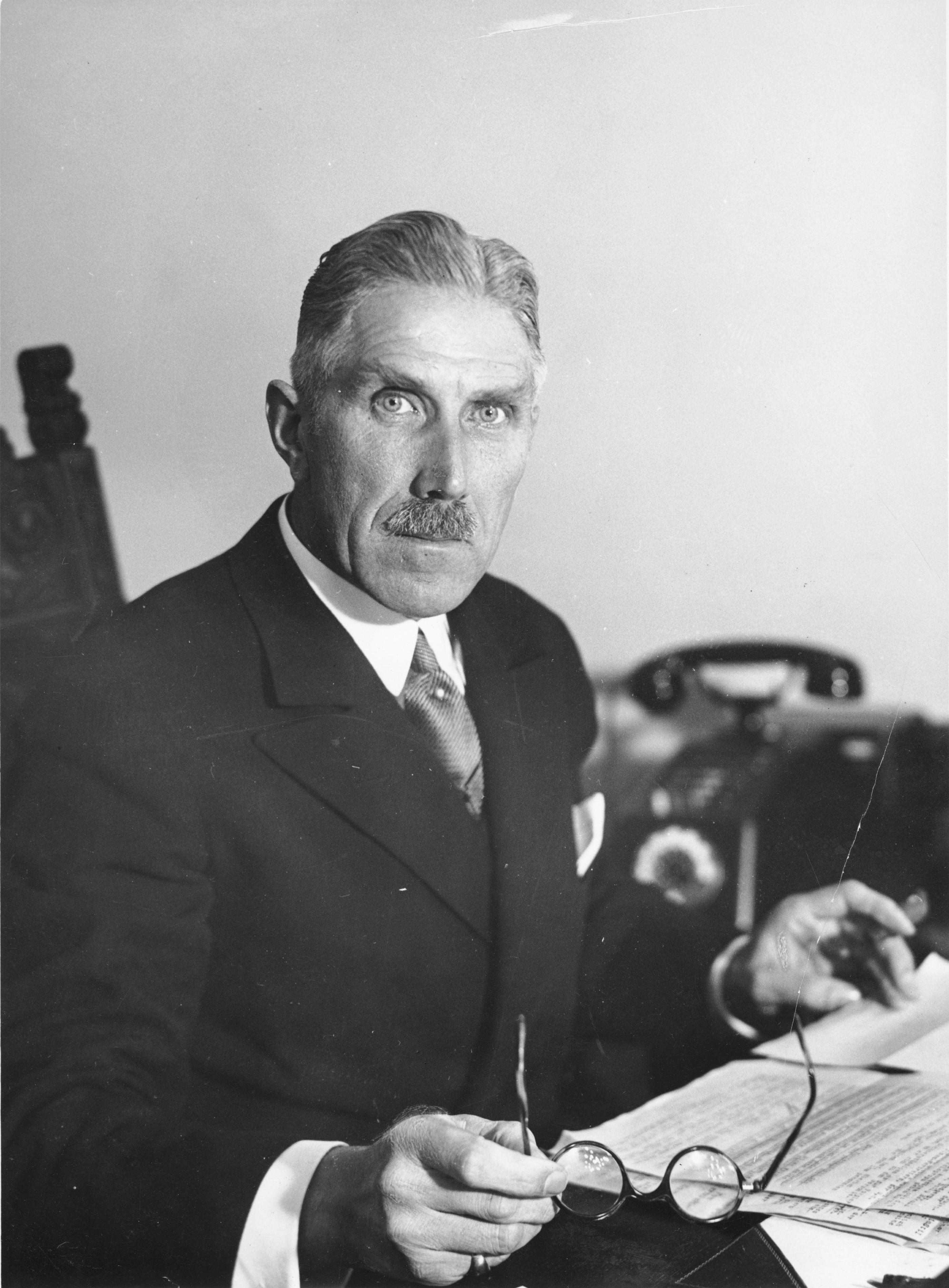 Franz von Papen photo