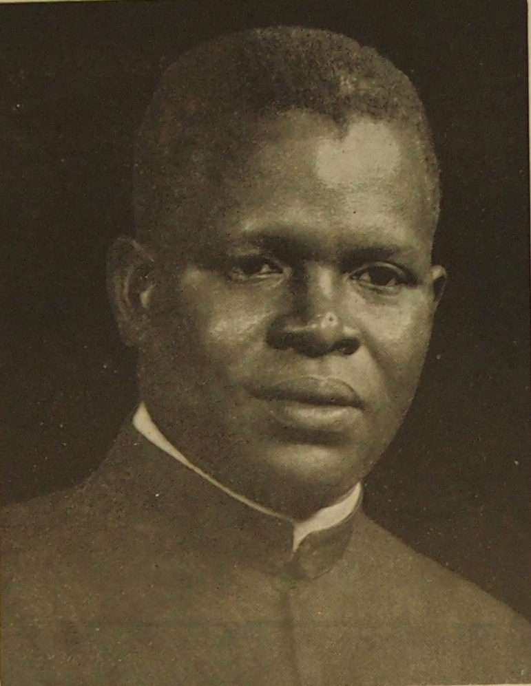 Fulbert Youlou photo