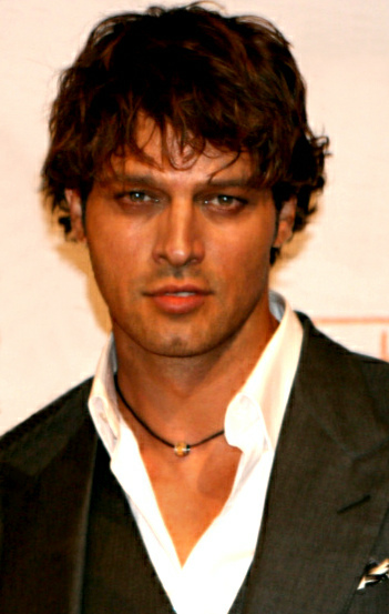 Gabriel Garko photo