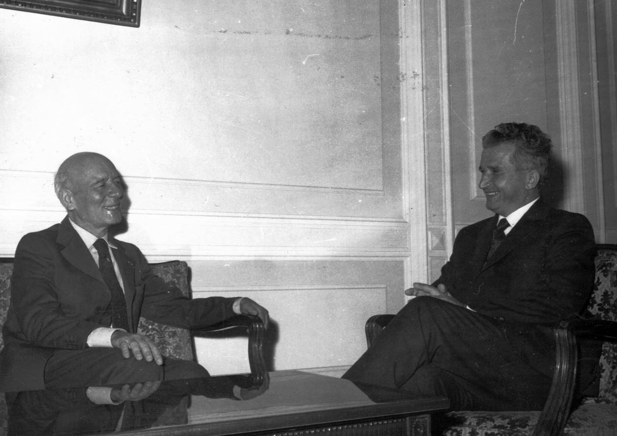 Gian Carlo Pajetta photo