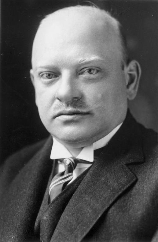 Gustav Stresemann photo