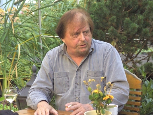 Gwynne Dyer photo
