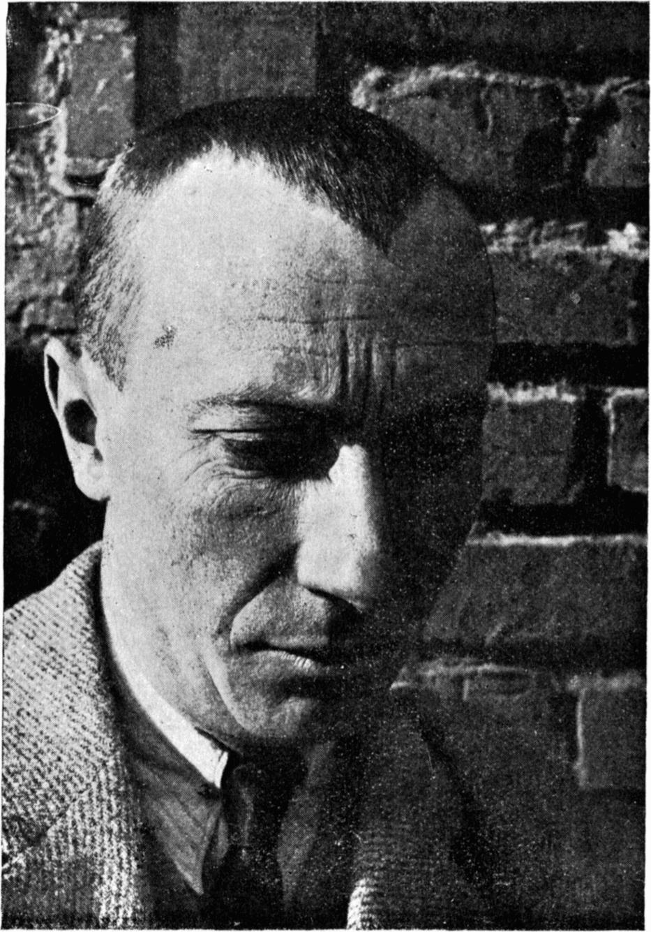 Hans Arp photo