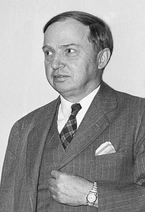Harlow Shapley photo