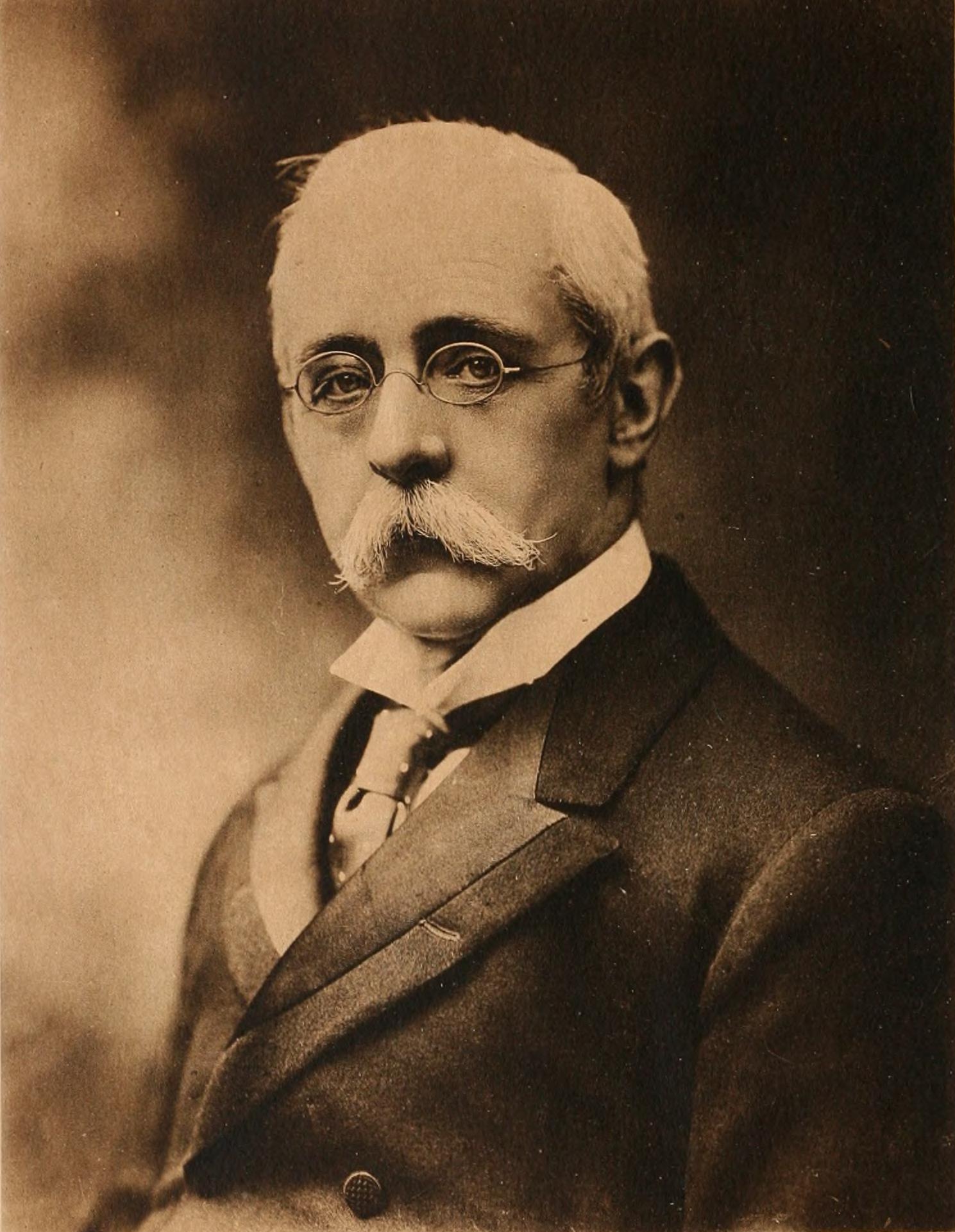 Herbert Giles photo