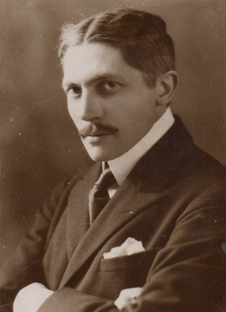 Jacques Bainville photo