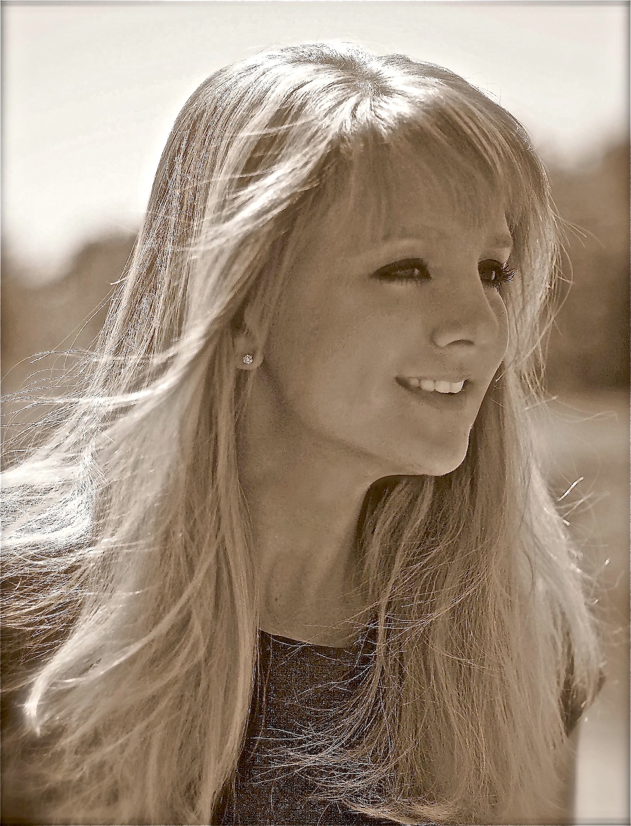 Jenna Blum photo