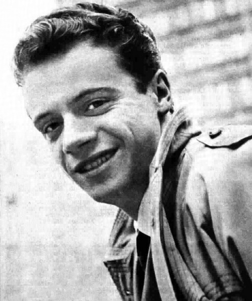 Johnny Dorelli photo
