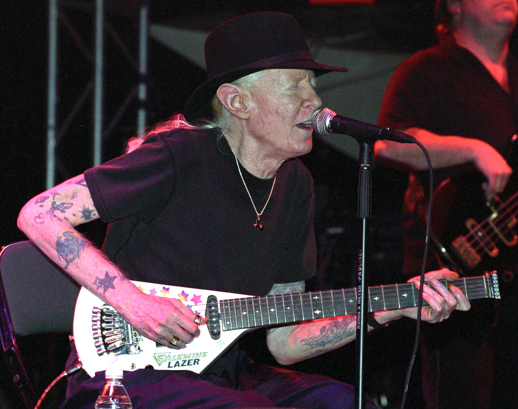 Johnny Winter photo