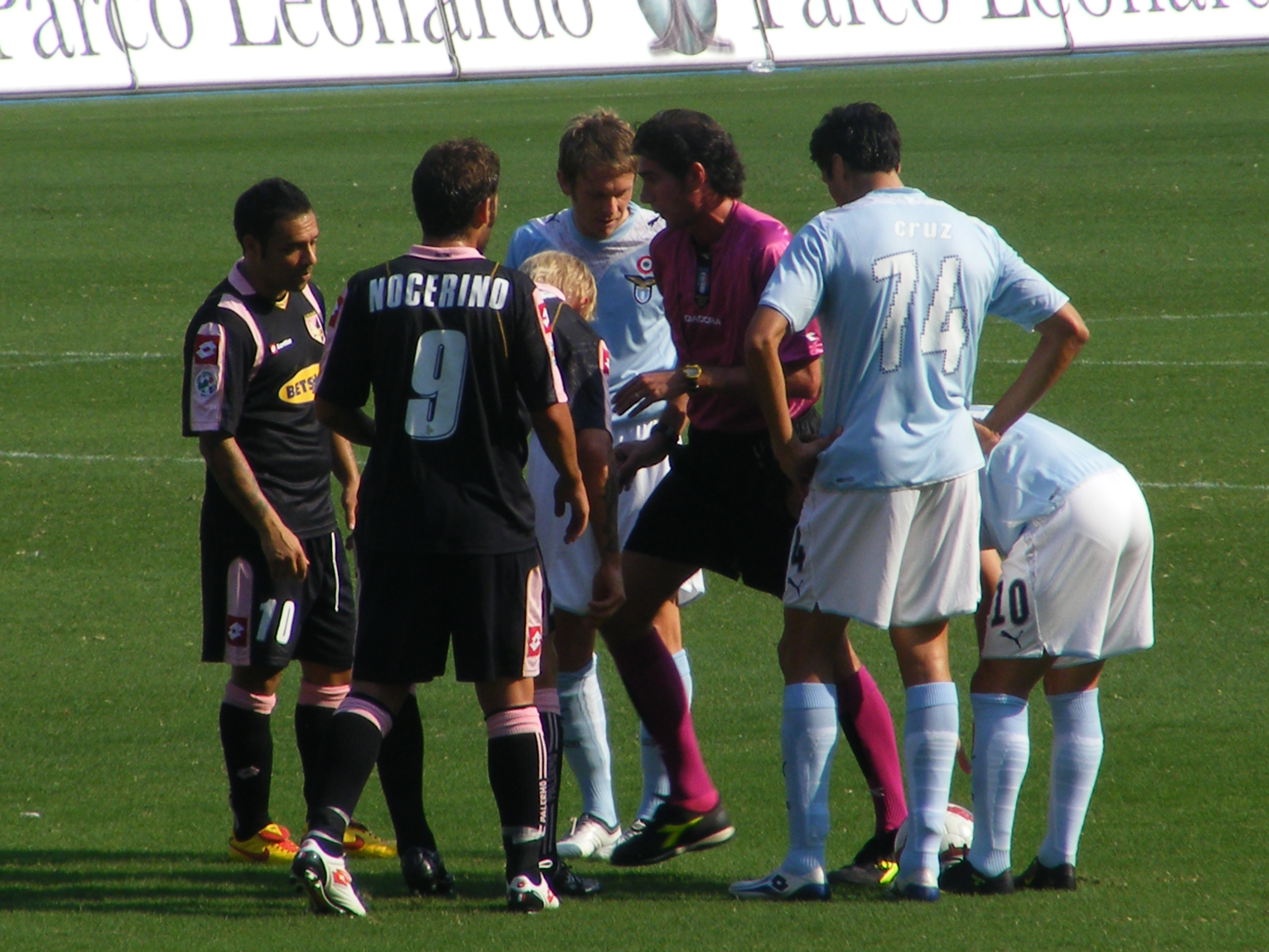 Julio Ricardo Cruz photo