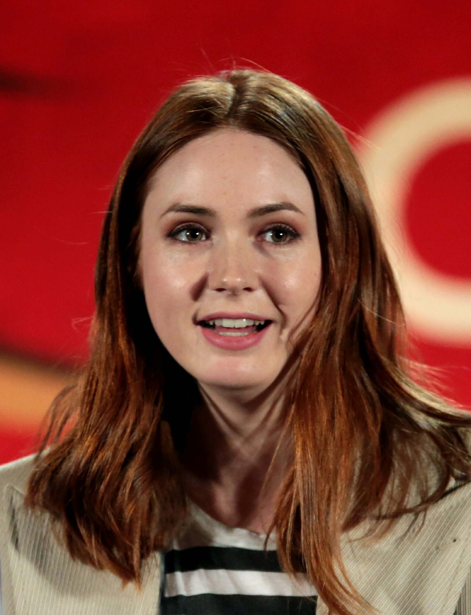 Karen Gillan photo