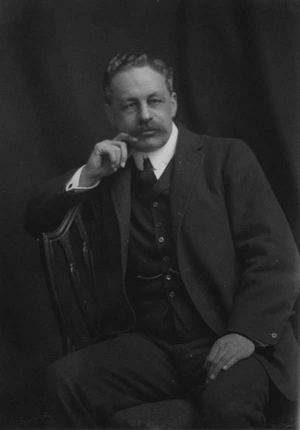 Halford Mackinder photo