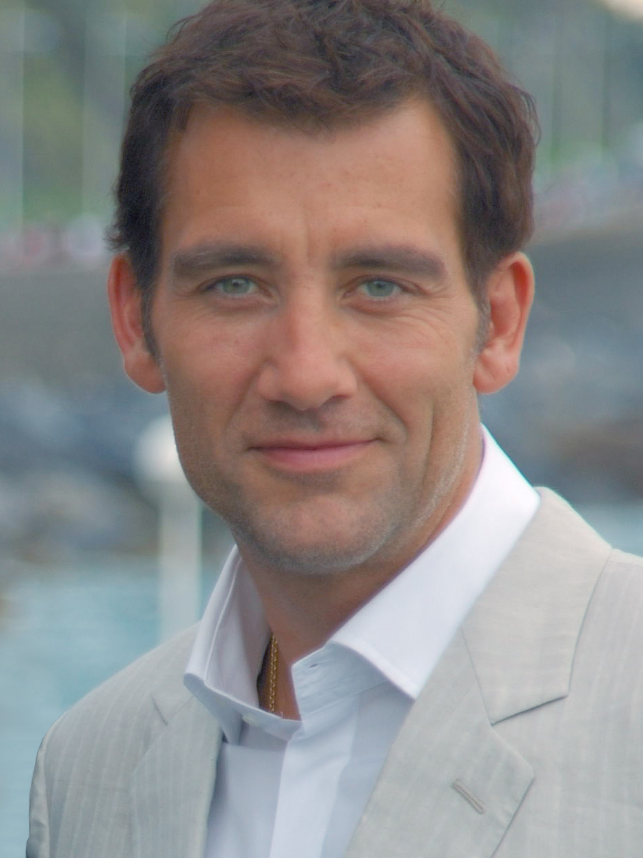 Clive Owen photo