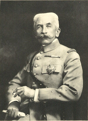 Louis Hubert Gonzalve Lyautey photo