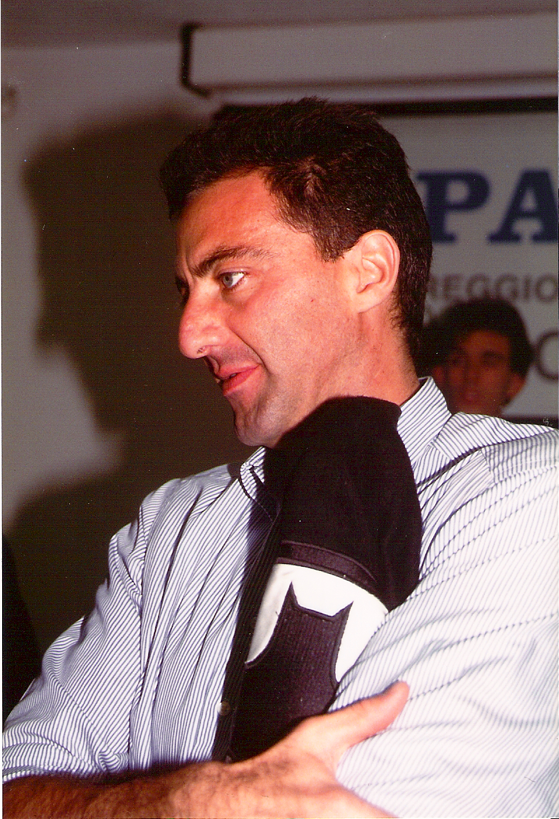 Luca Barbareschi photo