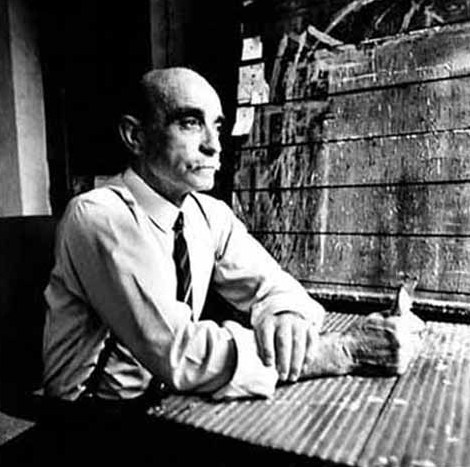 Lucio Fontana photo