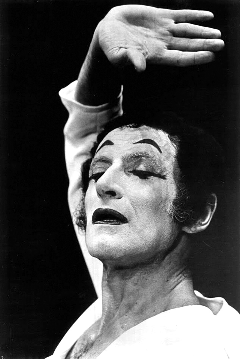 Marcel Marceau photo