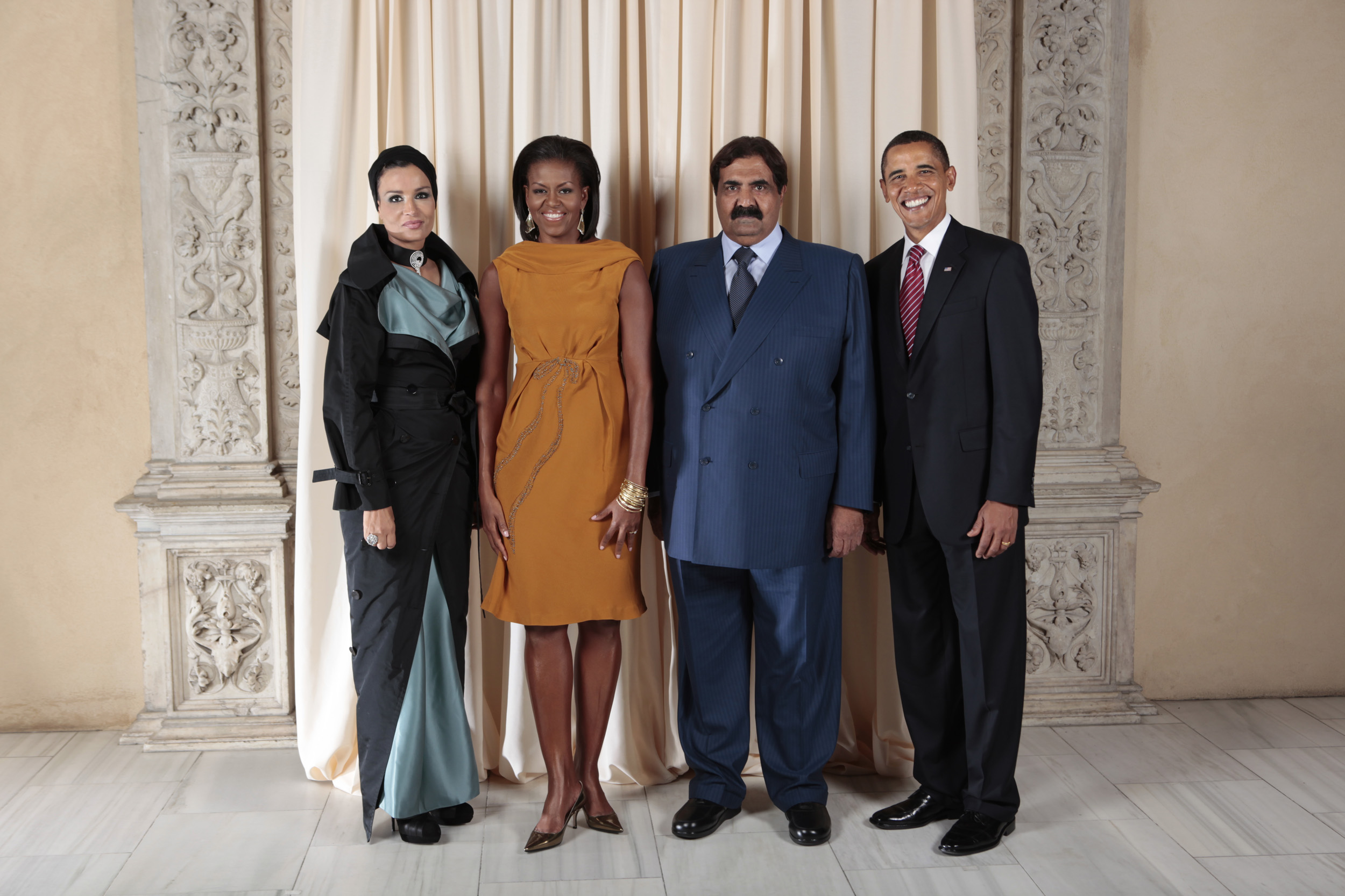 Mozah Bint Nasser Al Missned photo