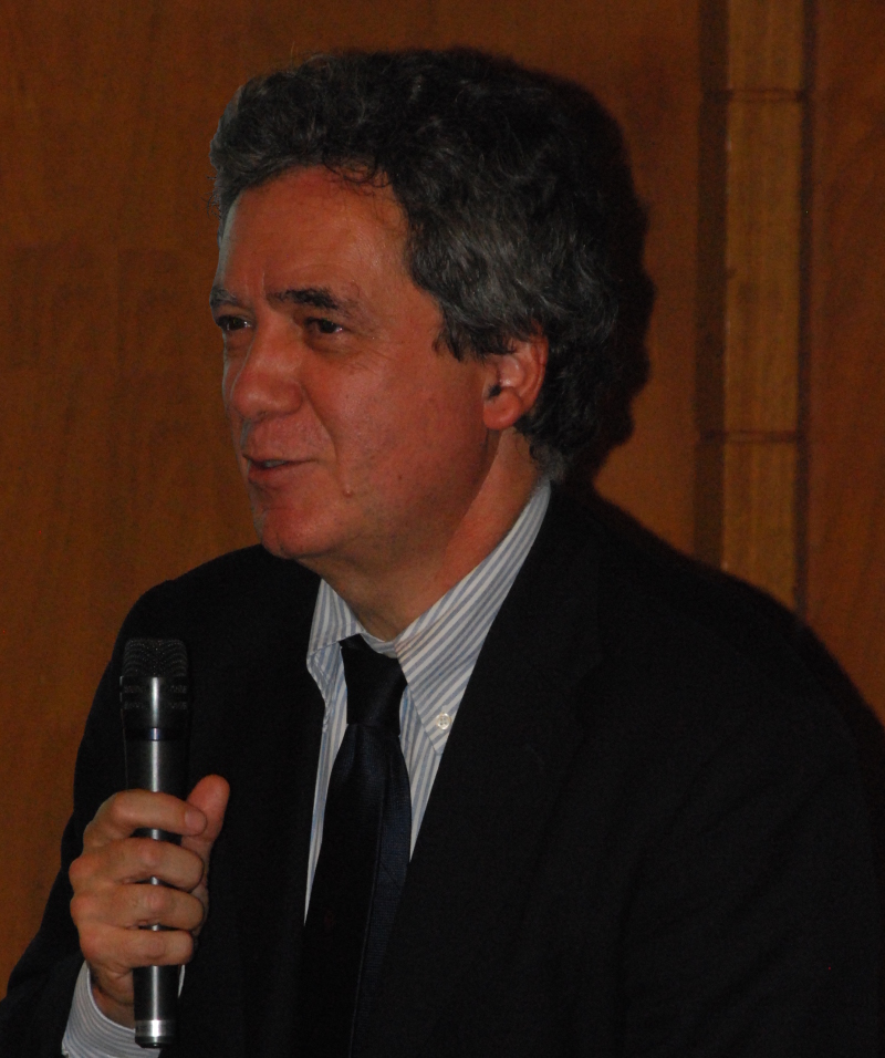 Nando dalla Chiesa photo