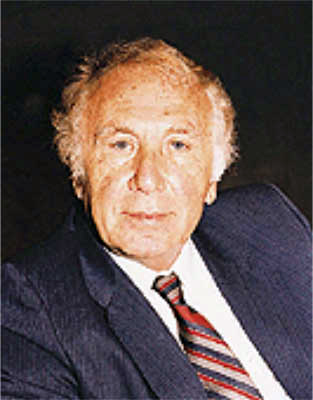 Nizar Qabbani photo