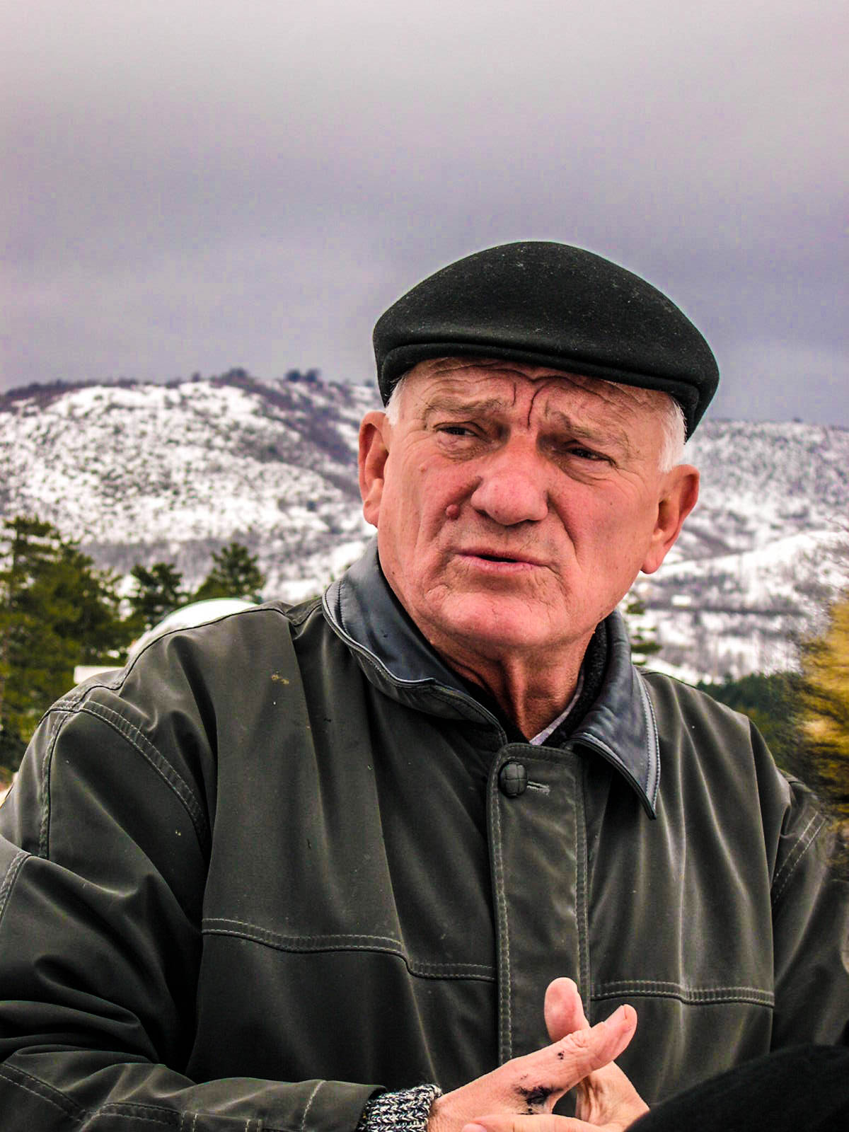 Jovan Divjak photo