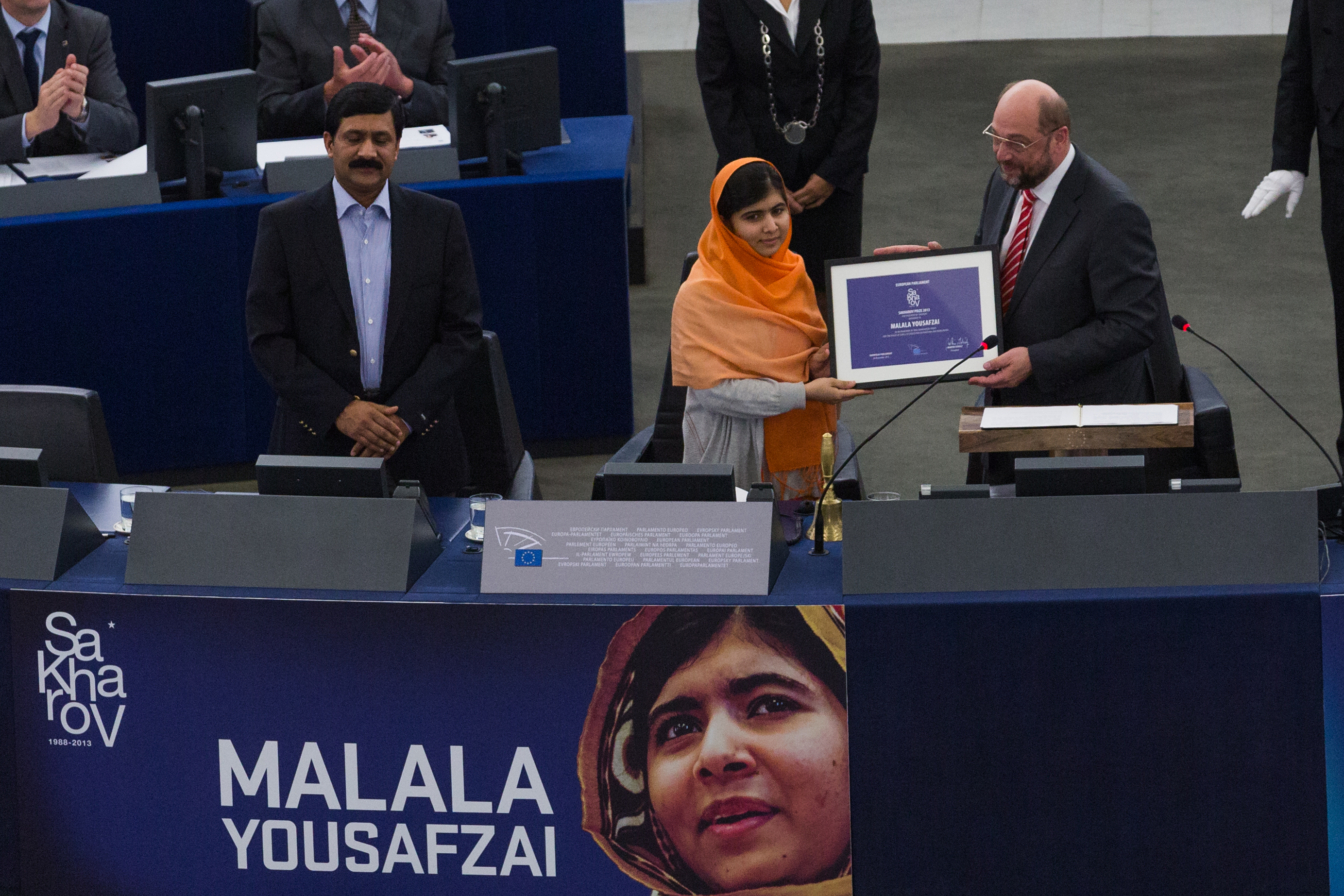 Ziauddin Yousafzai photo
