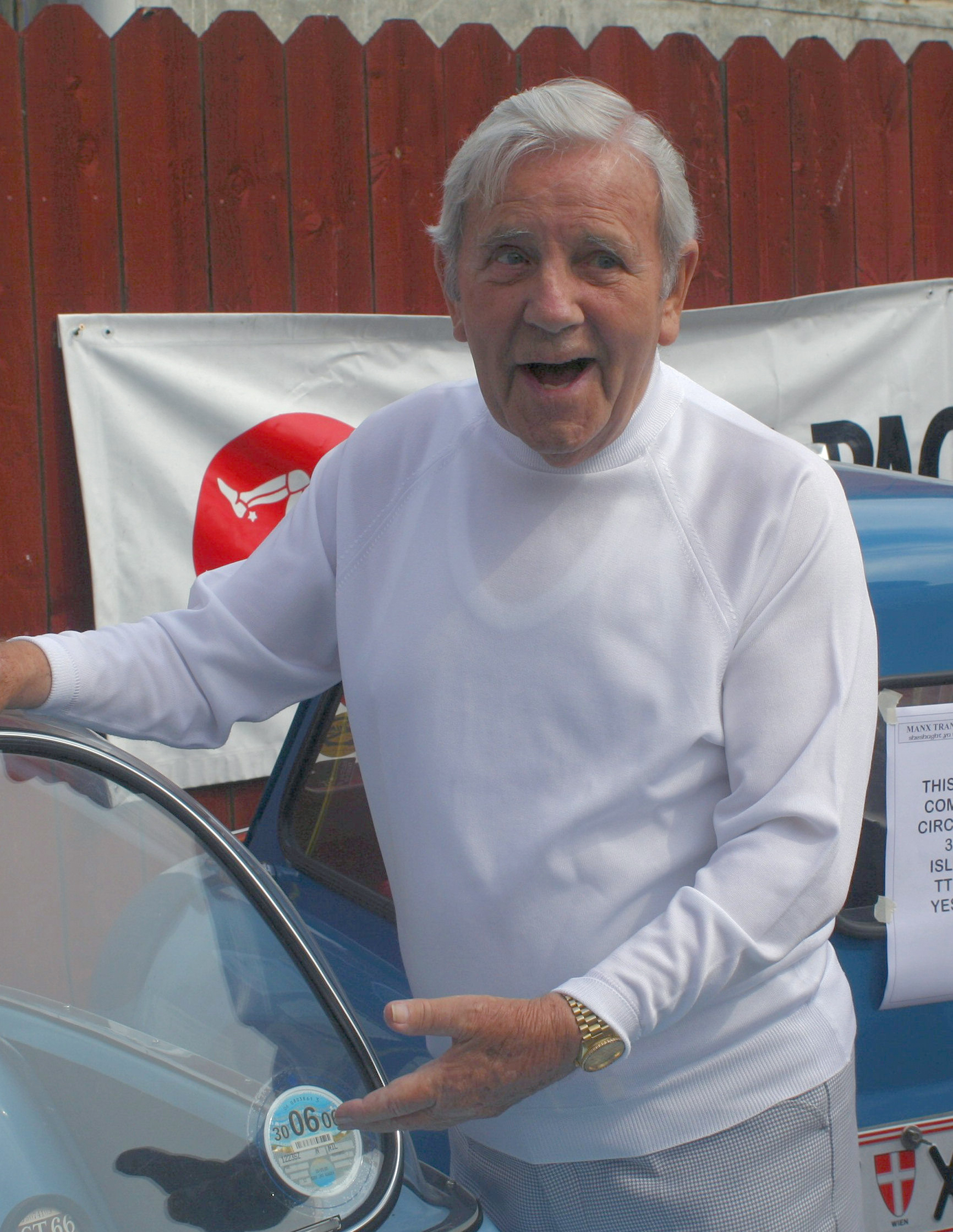 Norman Wisdom photo