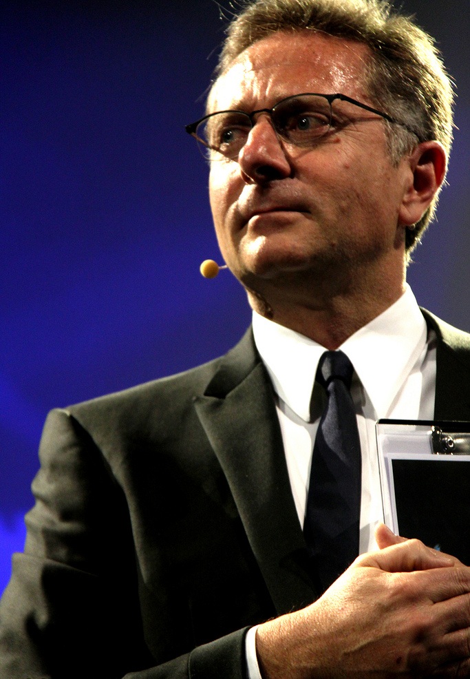 Paolo Bonolis photo