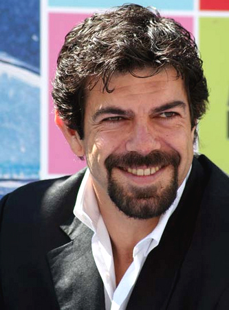 Pierfrancesco Favino photo