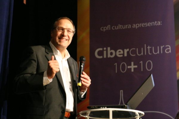 Pierre Lévy photo