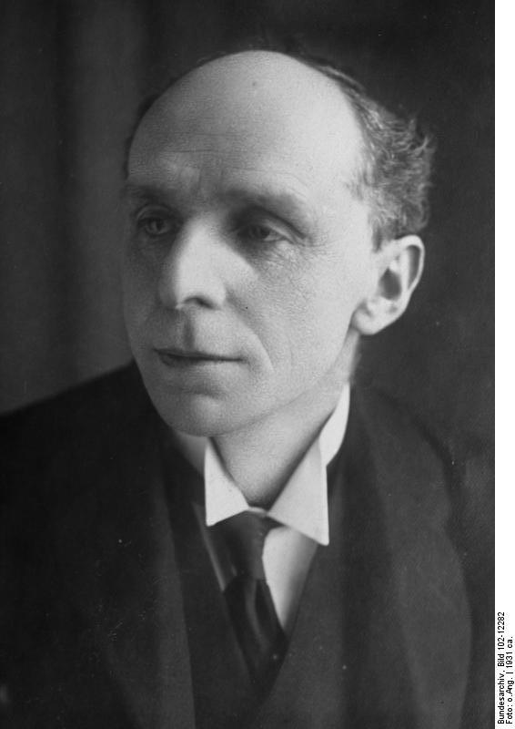 Robert Cecil photo